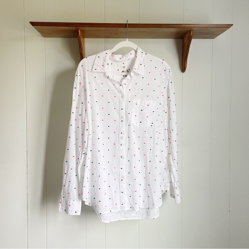 NWT Gap Fitted Boyfriend Shirt Blue Red Clip Dot White Button Down Shirt - XL